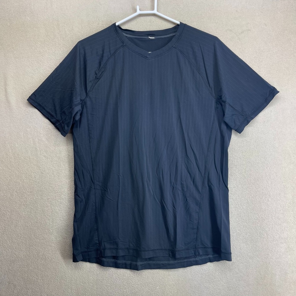Lululemon Mens Short Sleeve V Neck Athletic Shirt Black Striped Size L